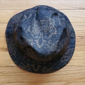 True religion bucket hat